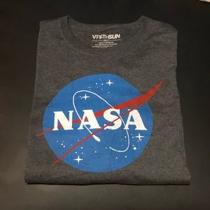 🔥5/$10 Sale 🆕 NASA T-shirt
